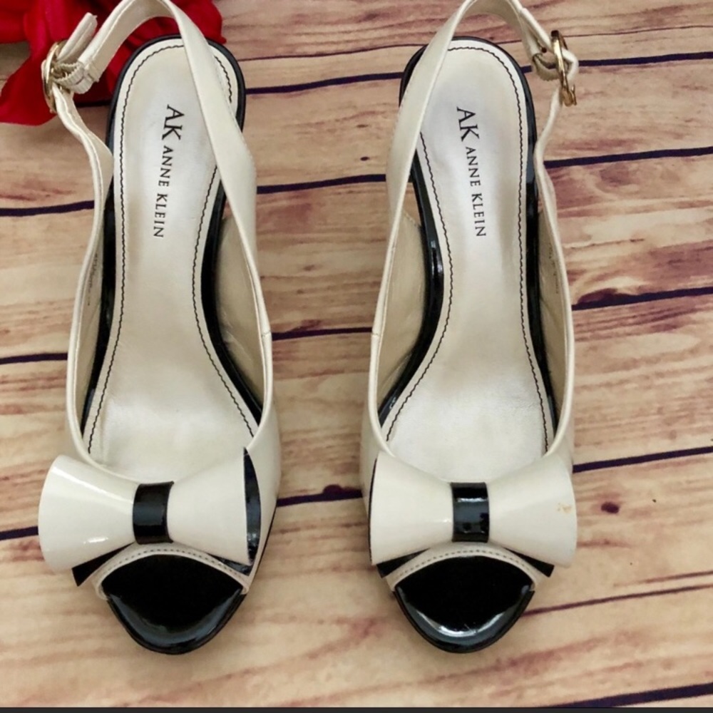 ANNE KLEIN Akelong Stiletto Slingback Bow Heels 4”
